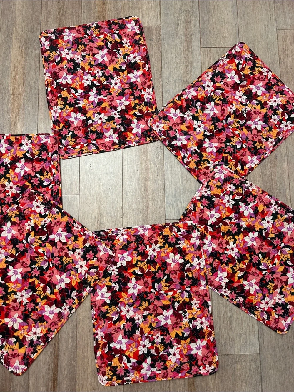 Quilted Floral Reversible Table Placemat Set of 6 in Pink, Red & Black